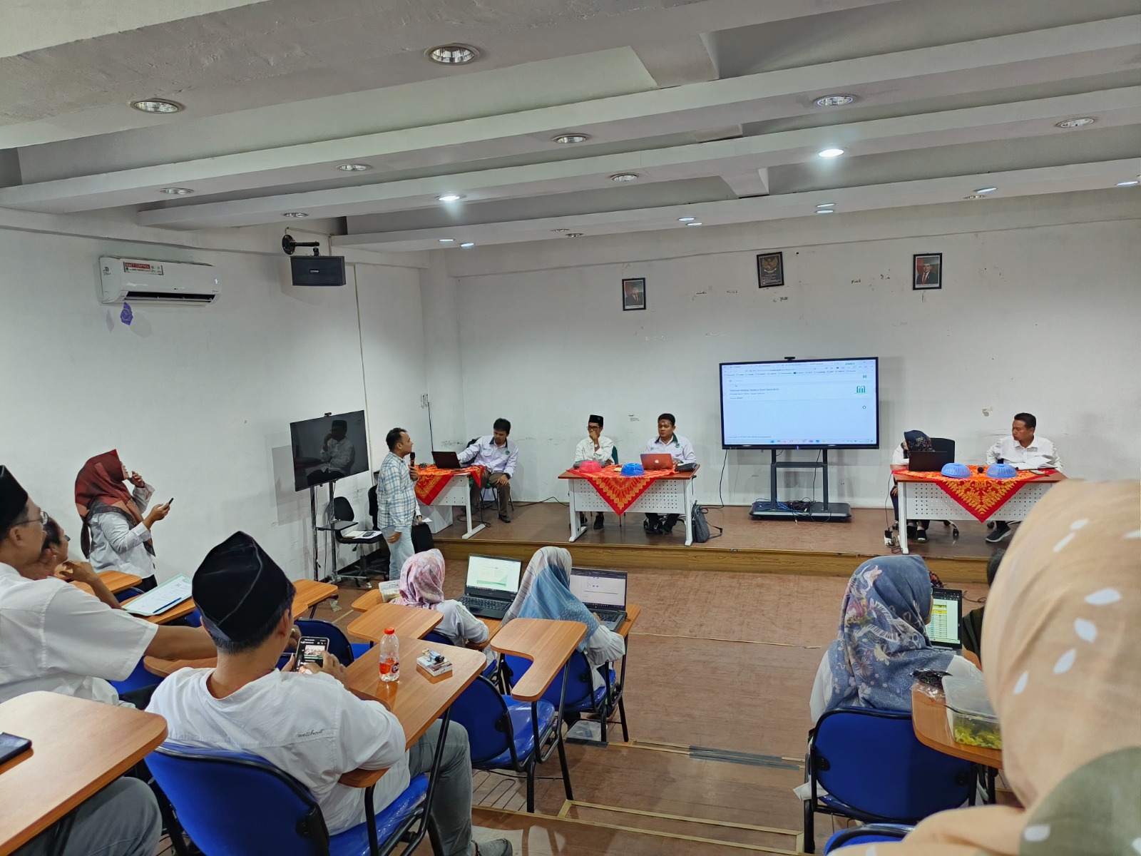 Rapat Tinjauan Manajemen (RTM) FEBI UIN Sayyid Ali Rahmatullah Tulungagung Berjalan Sukses