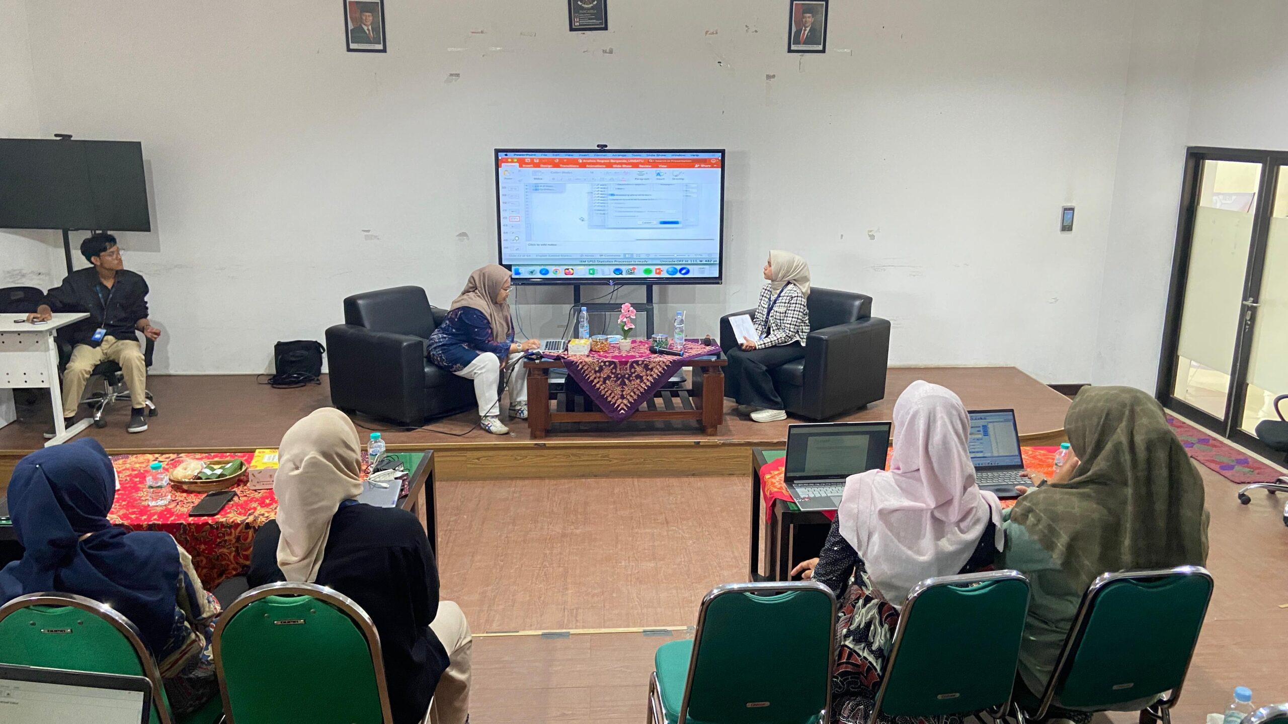 Cara Jitu Mengungkap Teknik Analisis Regresi Linear Berganda dan Penyelesaian Asumsi Klasik untuk Tugas Akhir
