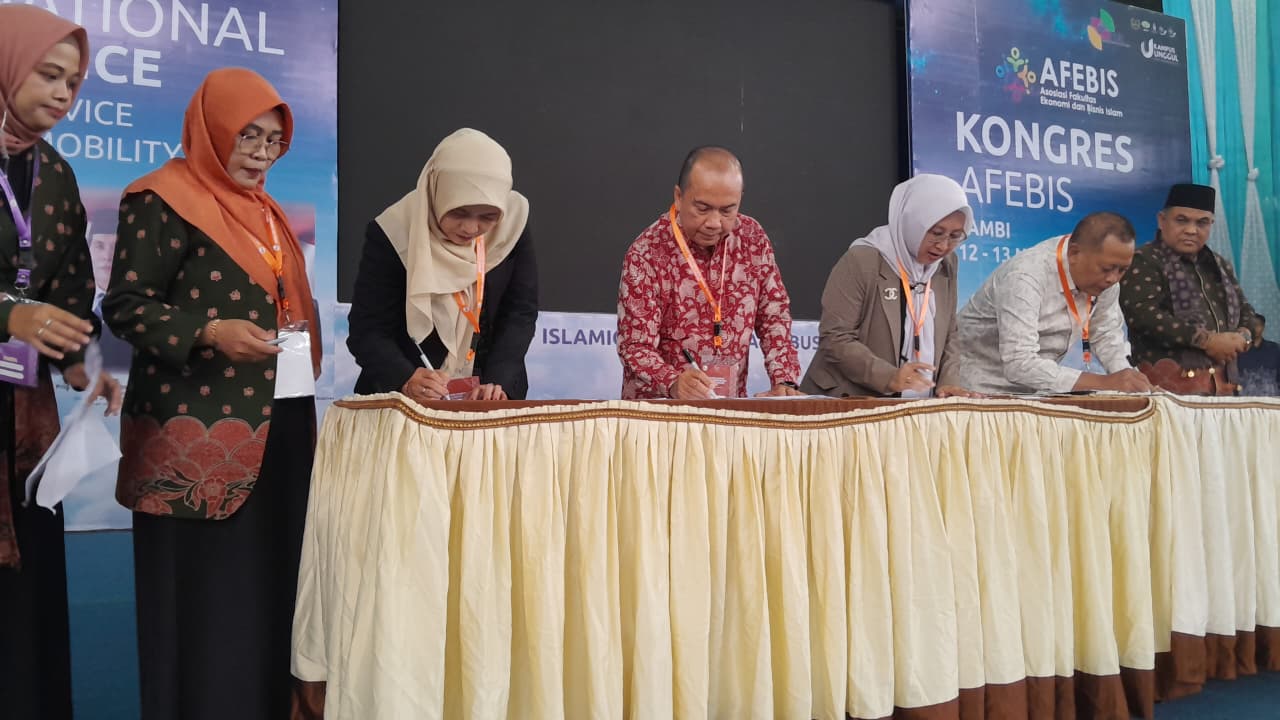 The Faculty of Islamic Economics and Business (FEBI) of UIN SATU Tulungagung Establishes Partnership with the Faculty of Islamic Economics and Business of UIN Jambi for Institutional Development and Academic Quality Improvement.
