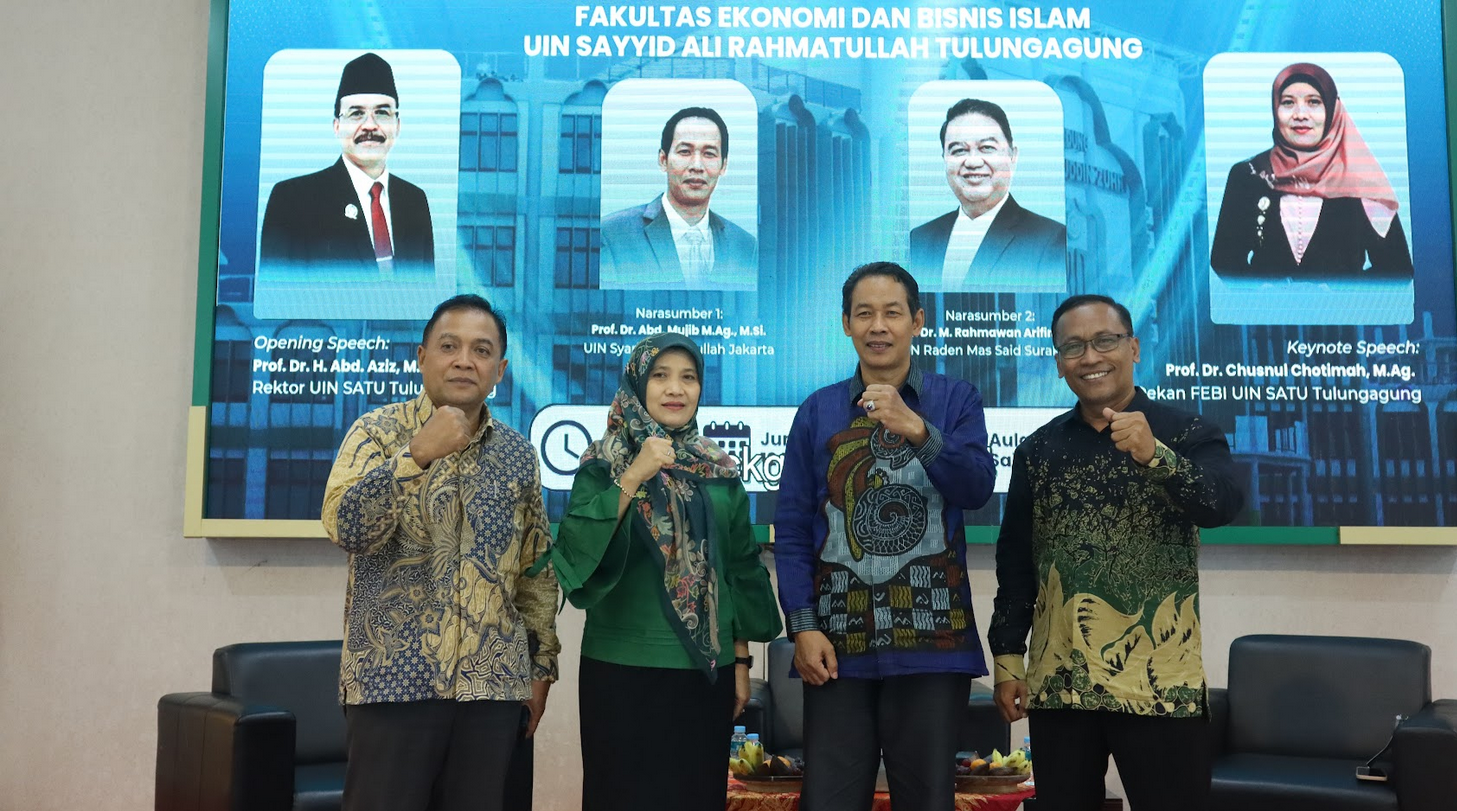“Membangun Arah Karier dan Daya Saing Lulusan FEBI di Era Global” FEBI UIN SATU Tulungagung Gelar Acara Pengembangan Karier Mahasiswa, Hadirkan Dua Guru Besar UIN Terkemuka