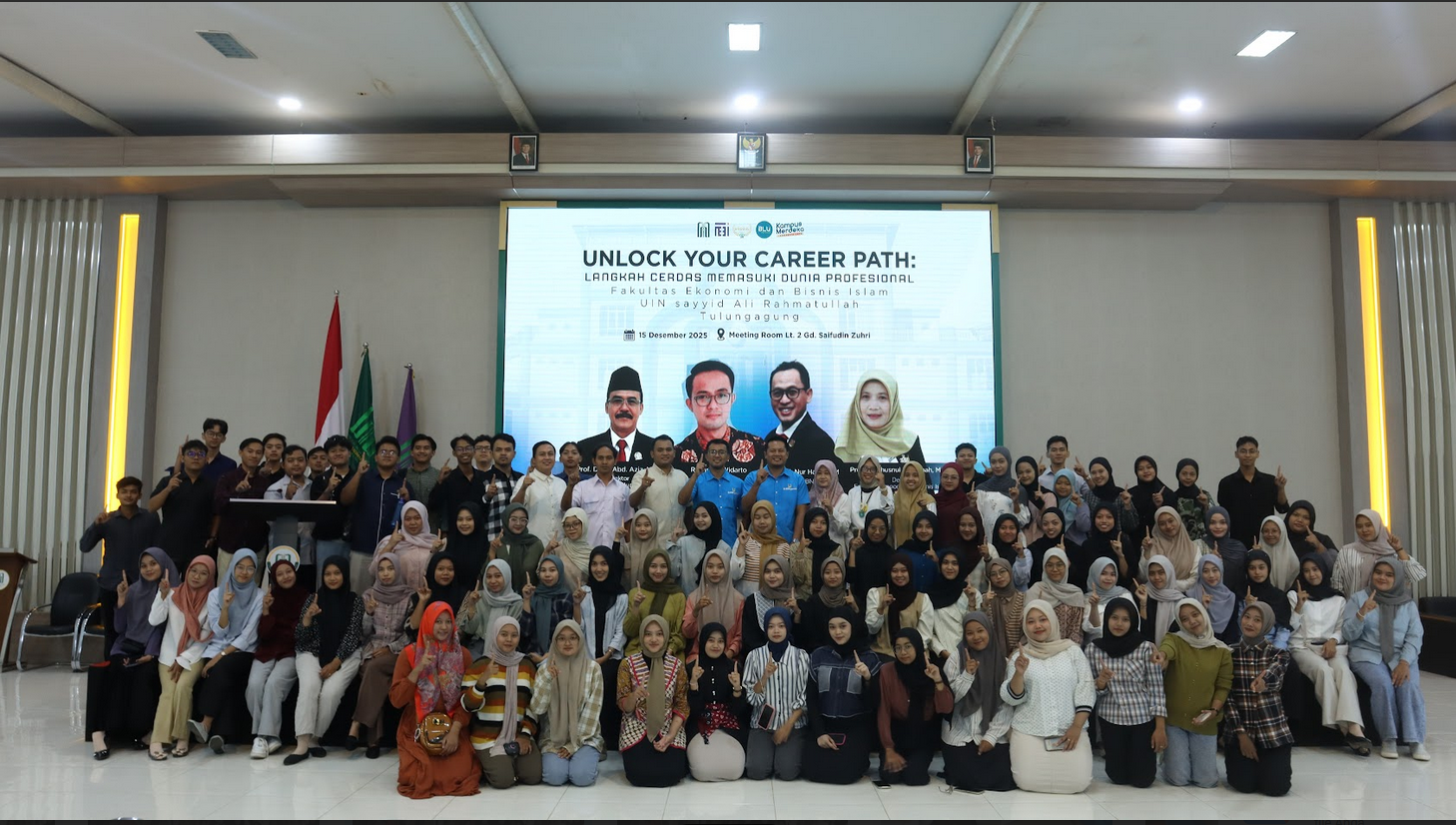 Unlock Your Career Path: Langkah Cerdas Memasuki Dunia Profesional, FEBI UIN SATU Hadirkan BNSP dan BCA Syariah Kediri