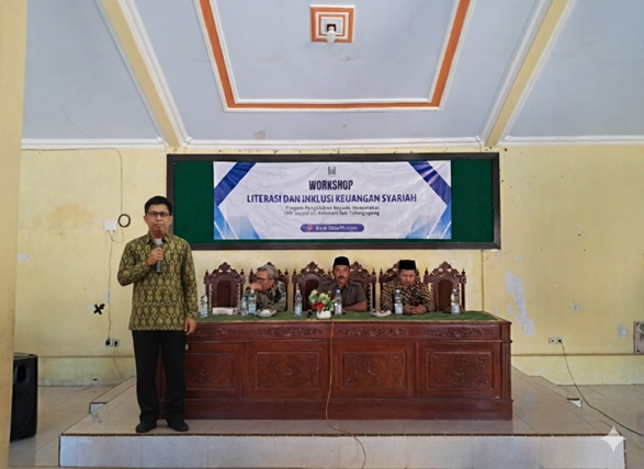 Prodi Manajemen Keuangan Syariah FEBI UIN Sayyid Ali RahmatullahTulungagung Giatkan PKM di Desa Mlinjon Kabupaten Trenggalek: Pemberdayaan Ekonomi Masyarakat Melalui Literasi dan Inklusi Keuangan Syariah Digital
