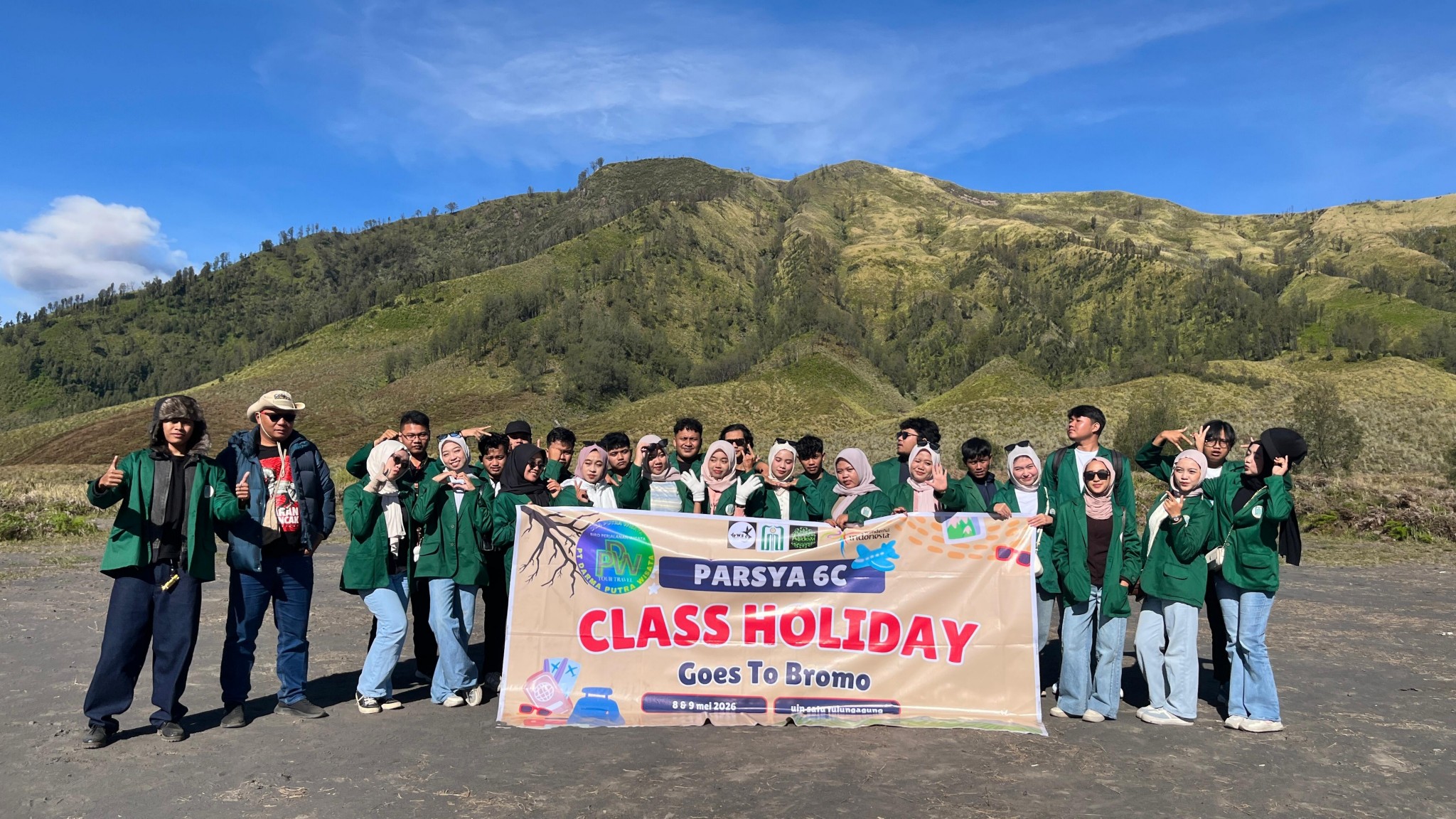 Pariwisata Syariah FEBI UIN SATU Gelar Praktik Lapangan “Bromo – Malang Experience”