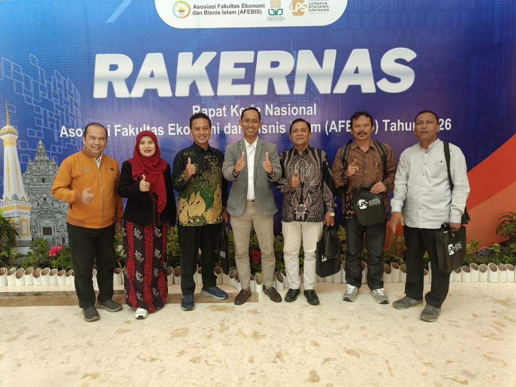 Momentum 1 Muharram 1448 H: Tim Dekanat FEBI UIN SATU Tulungagung Usung Semangat “Hijrah” ke Sektor Ekonomi Syariah di Rakernas AFEBIS