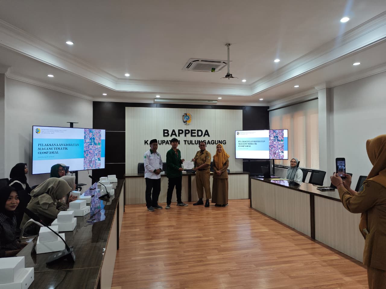 Perkuat Kompetensi Geospasial Mahasiswa, Prodi Pariwisata Syariah UIN SATU Jalin Kerja Sama Strategis dengan Bappeda Tulungagung