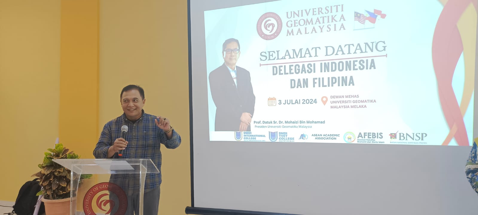 Dr. H. Mashudi, M.Pd. Menjadi Guest Lecturer di Universiti Geomatika Malaysia