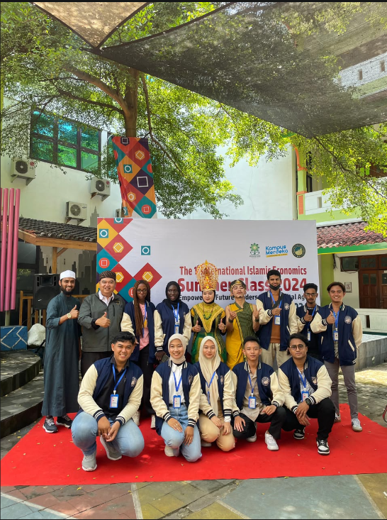 Program Submit Summary Antar Mahasiswa FEBI UIN SATU Tulungagung Menuju Student Mobility IIESC 2024