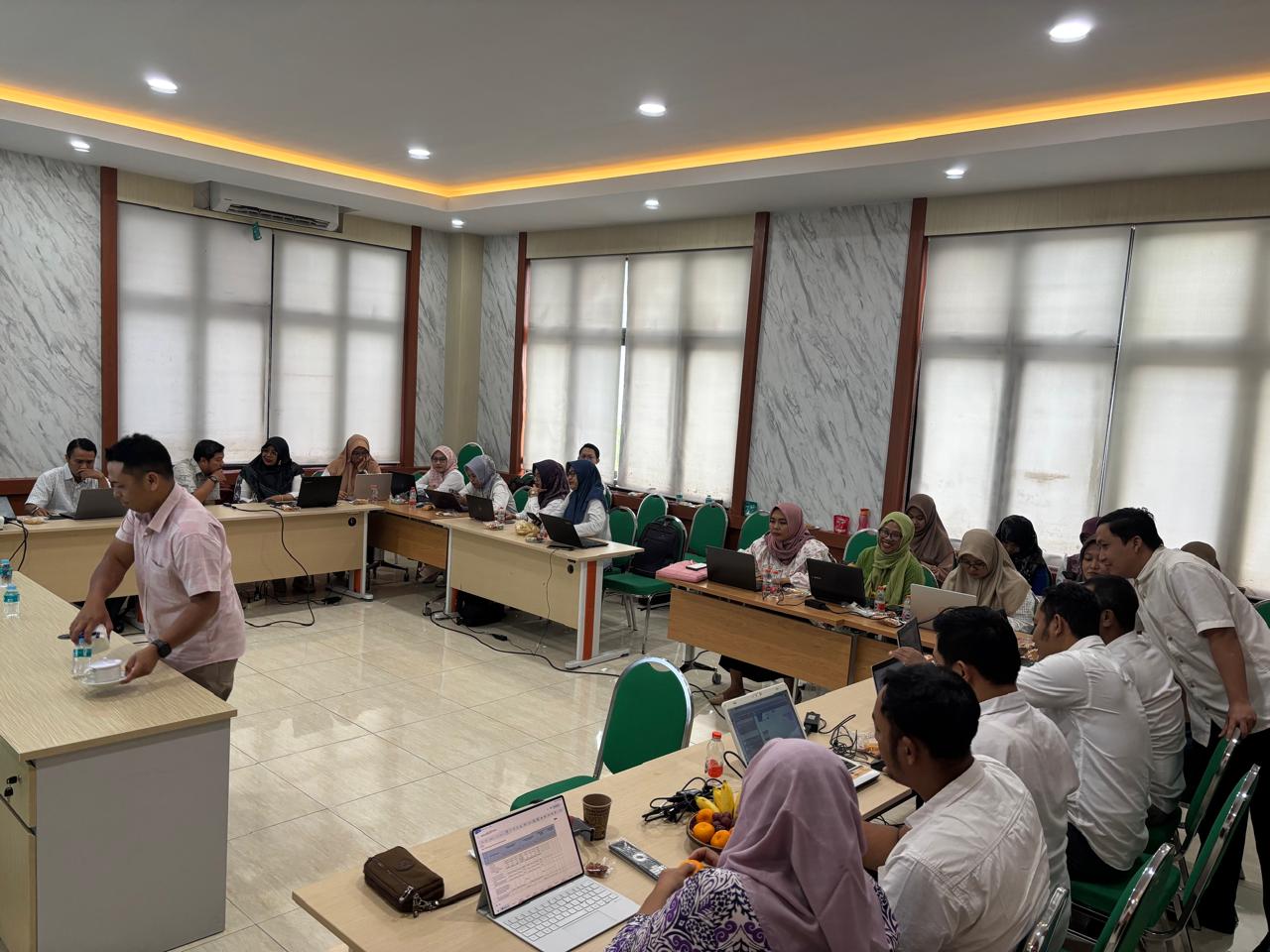 Jurusan Ekonomi FEBI UIN Sayyid Ali Rahmatullah Tulungagung Selenggarakan sosialisasi CPL berbasis OBE